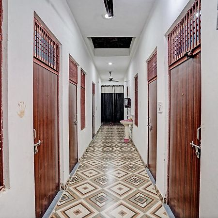 Oyo Double Ss Hotel Hāthras Exterior photo